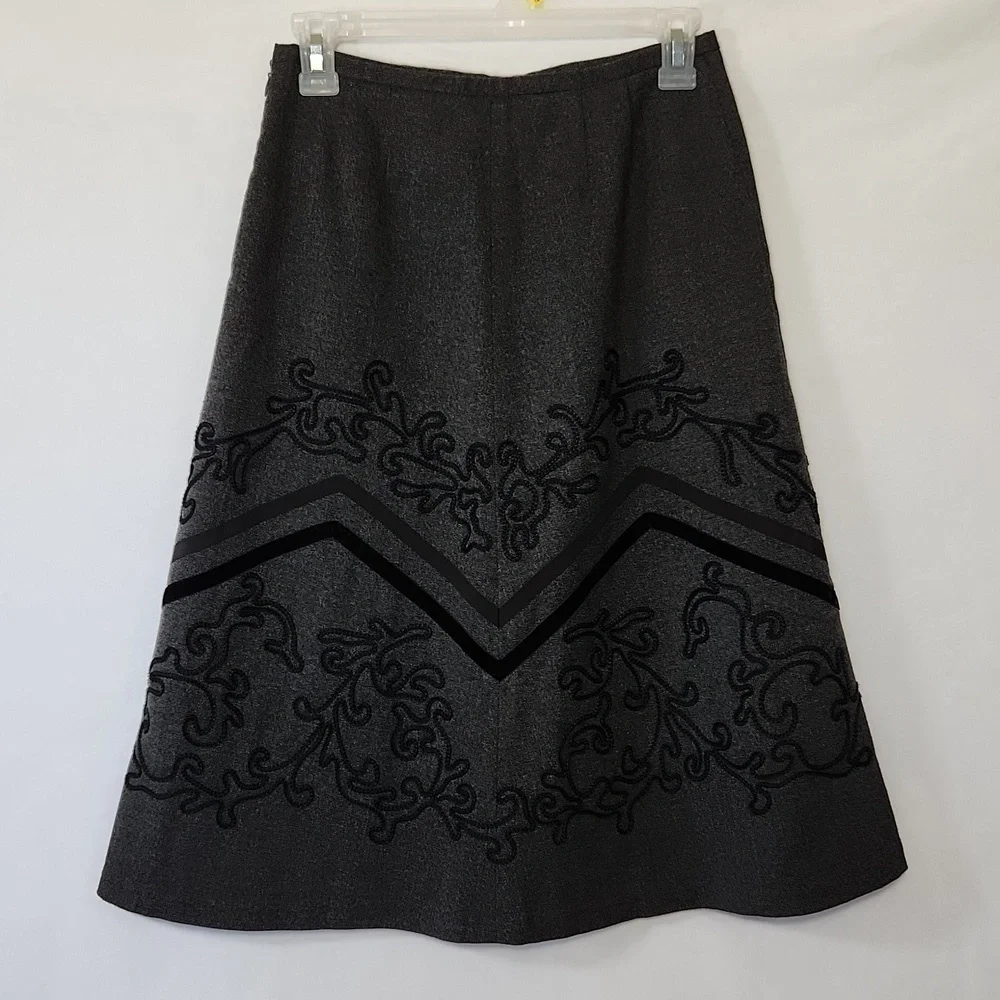 Anne Taylor Loft Petite Black Embroidered Lined Wool Blend Side Zip A Line Skirt